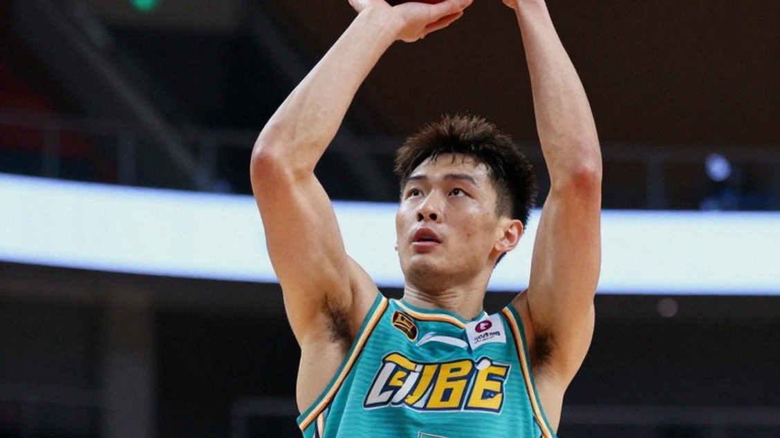 Curry bật mắt cá chân ở buổi tập mở: cấu trúc rủi ro của Golden State đã lộ diện trước ngày mở màn