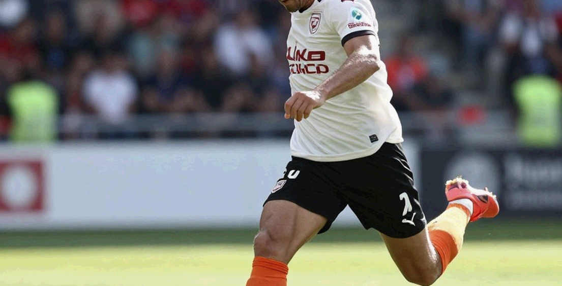 Na Uy 1-2 Bồ Đào Nha: sáu cú sút trong vòng cấm và một tiêu đề không khớp dữ liệu Na Uy 1-2 Bồ Đào Nha: sáu cú sút trong vòng cấm và một tiêu đề không khớp dữ liệu