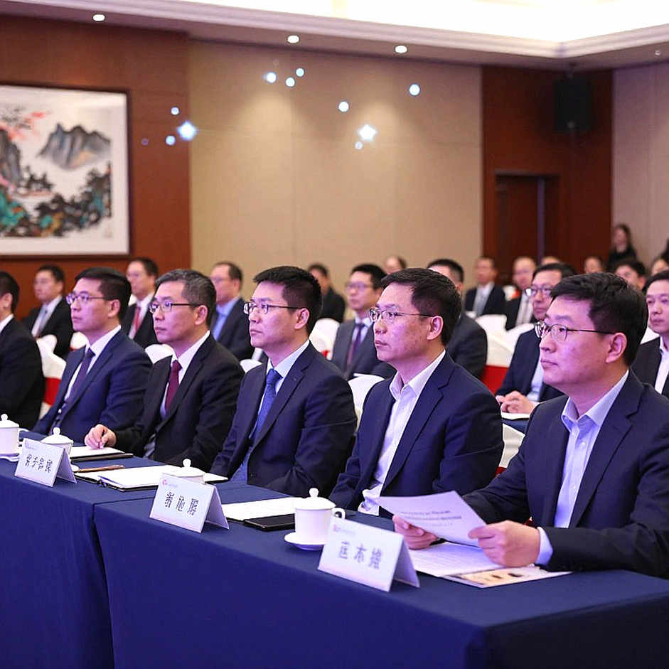 ChessBase Magazine số 225: dòng tít Salesforce và khoảng trống phía sau nó ChessBase Magazine số 225: dòng tít Salesforce và khoảng trống phía sau nó