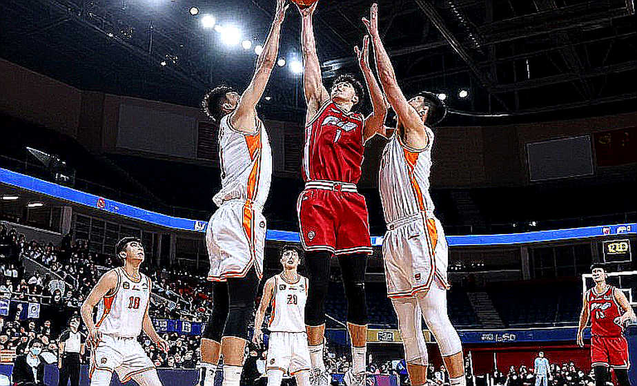 Djordjevic nói về Spanoulis: một trận giao hữu, hai huyền thoại và tấm vé EuroLeague