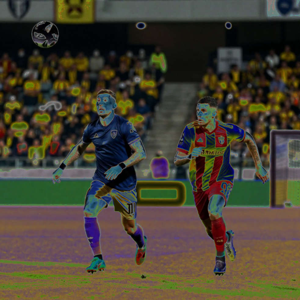 V.League: kỳ chuyển nhượng chạy bằng tin đồn, không bằng bảng cân đối