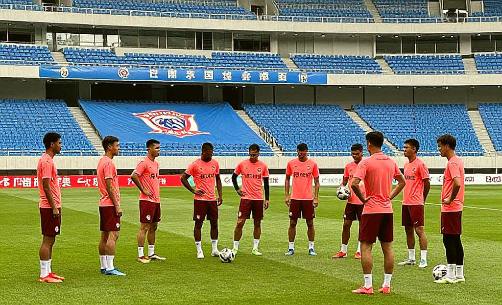 Dưới lớp băng ghế V.League: Hệ thống đào tạo trẻ Việt Nam đang tái cấu trúc như thế nào
