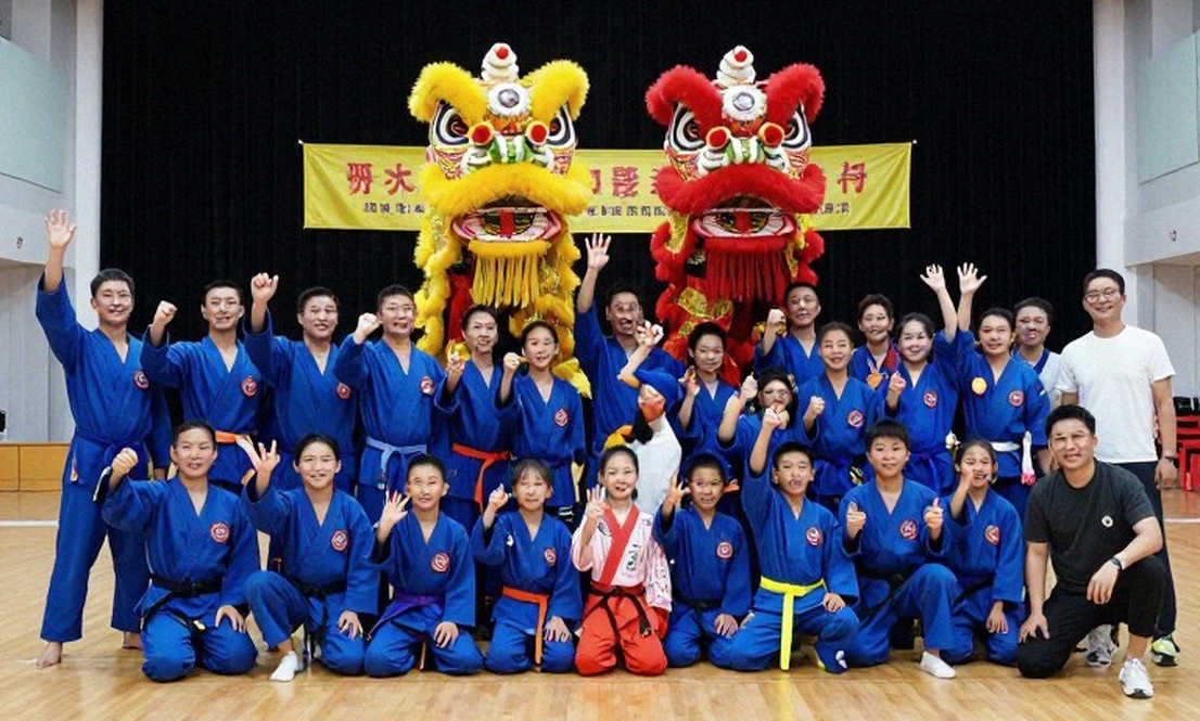 44 tuổi, Buakaw vẫn hạ 'cao thủ' Trung Quốc lần hai: Khi thương hiệu tự viết luật chơi