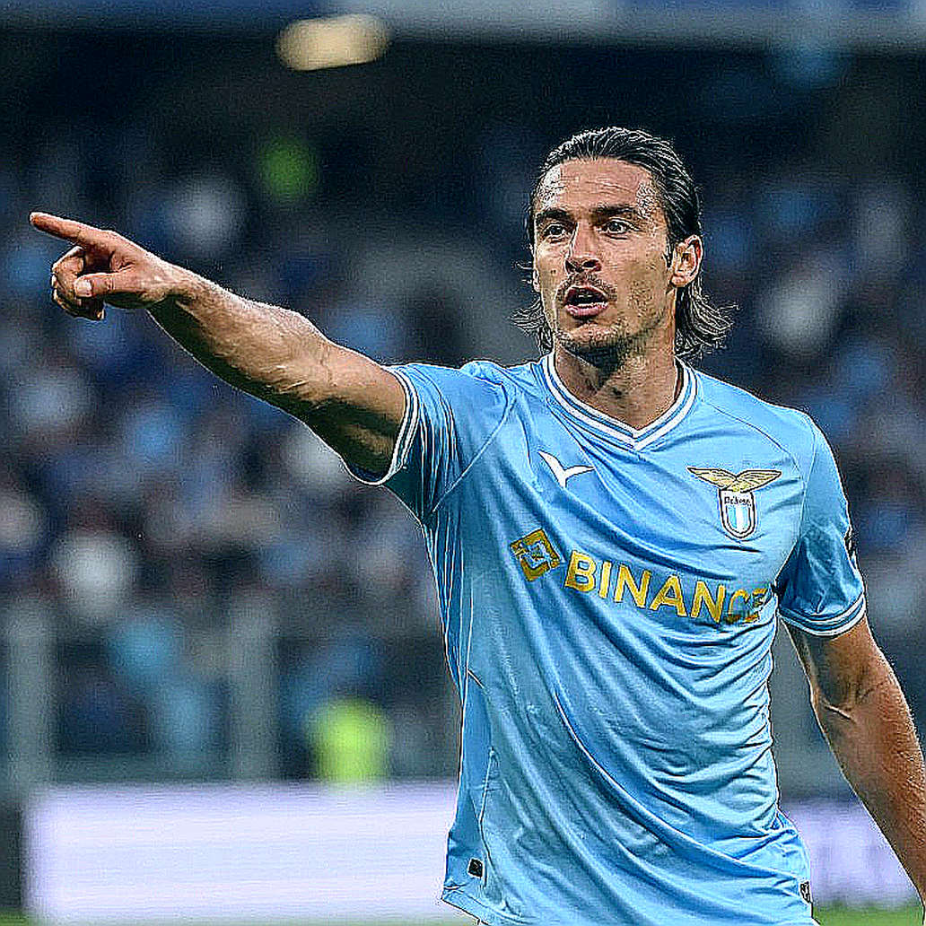 The Metronome and the Line-Breaker: A Quiet Contest in the Netherlands Midfield