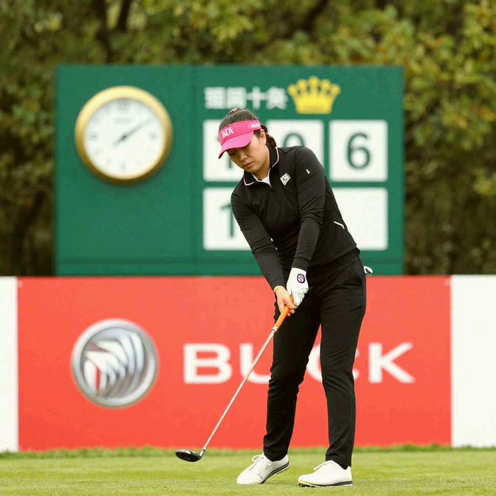 Khung phân tích trống: Khi golf không có dữ liệu để lăn bóng Khung phân tích trống: Khi golf không có dữ liệu để lăn bóng